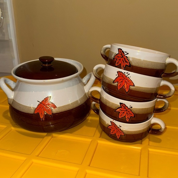 Other - SOUP BOWL AND SOUP DISHES FOR SALE SUPRE CUTE FOR FALL